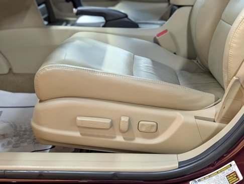Used 2011 Honda Accord EX-L image 17