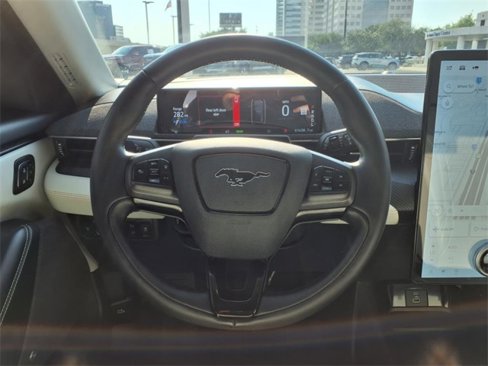 Used 2022 Ford Mustang Mach-E Premium image 11