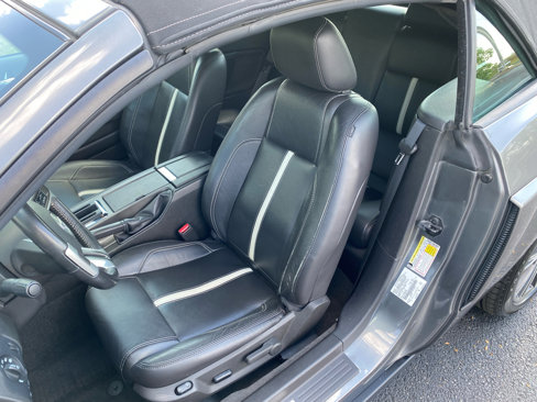 Used 2011 Ford Mustang GT Premium w/ Comfort Pkg image 25