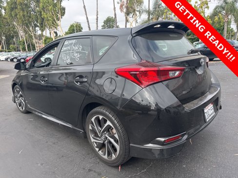 Used 2017 Toyota Corolla iM image 4