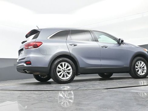Used 2020 Kia Sorento LX w/ LX I4 Convenience Package image 19