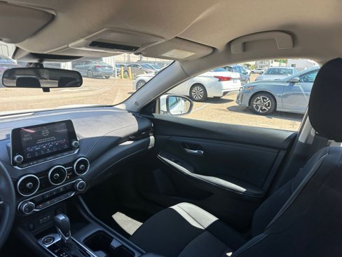 Used 2024 Nissan Sentra SV image 33