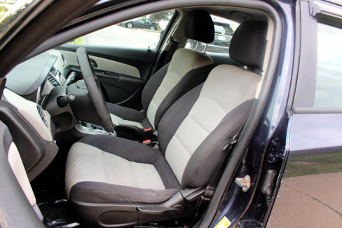 Used 2015 Chevrolet Cruze LS image 16