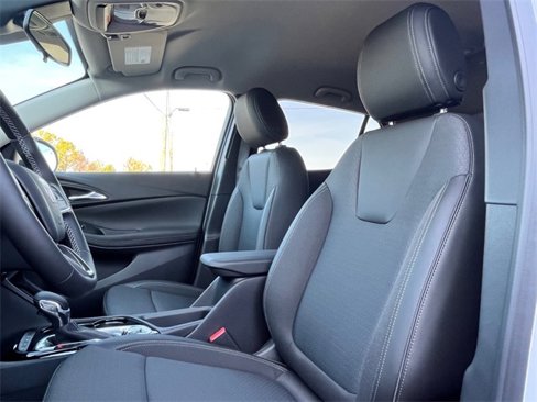 New 2025 Buick Encore GX Preferred w/ Comfort Package image 9