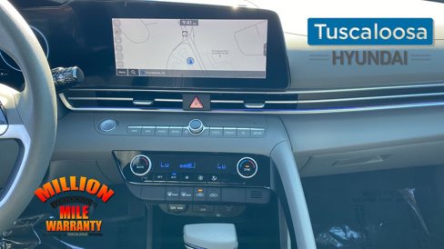 Used 2024 Hyundai Elantra SEL image 27