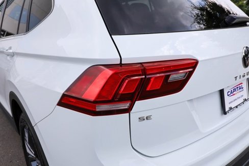 Used 2022 Volkswagen Tiguan SE image 23