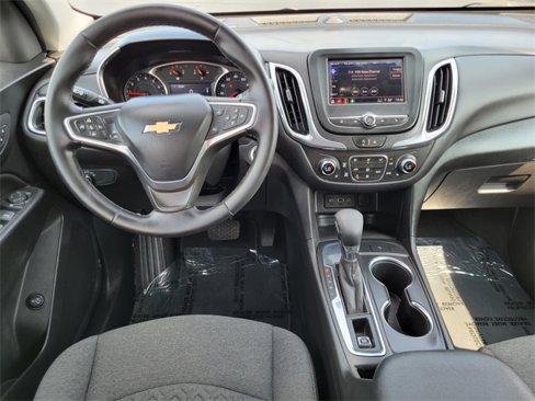 Used 2023 Chevrolet Equinox LT image 5