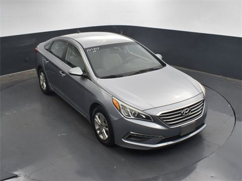 Used 2015 Hyundai Sonata SE image 19