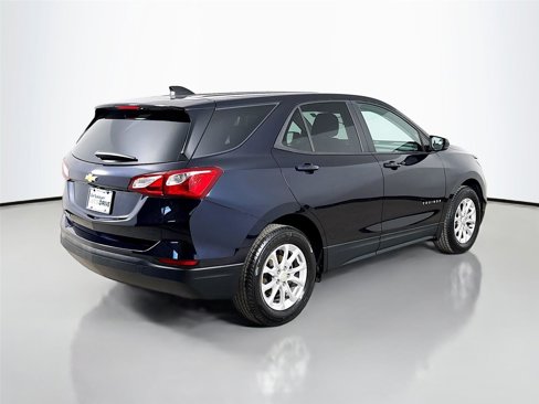 Used 2020 Chevrolet Equinox LS w/ LS Convenience Package image 8