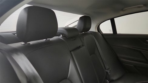 Used 2017 Jaguar XE Premium image 12