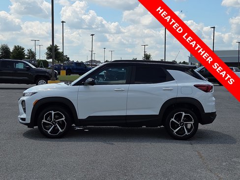 Used 2023 Chevrolet TrailBlazer RS image 3