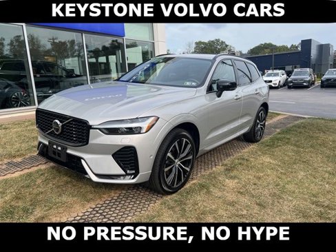 Certified 2025 Volvo XC60 B5 Plus image 1