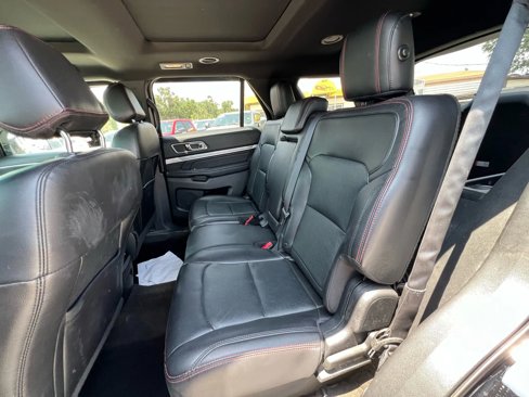 Used 2017 Ford Explorer Sport w/ Equipment Group 401A image 8