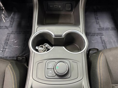 Used 2020 GMC Terrain SLE w/ LPO, Floor Liner Package image 42