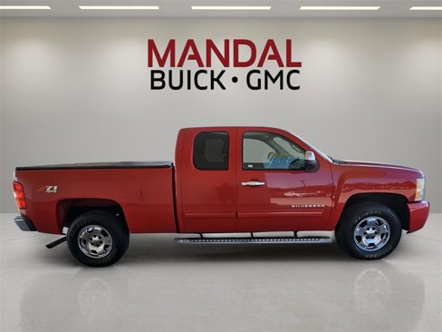 Used 2011 Chevrolet Silverado 1500 LT w/ All-Star Edition image 5