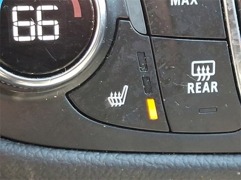 Used 2021 Chevrolet Equinox LT image 26