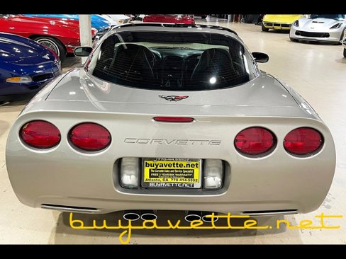 Used 2001 Chevrolet Corvette Coupe w/ Preferred Equipment Group2 image 5
