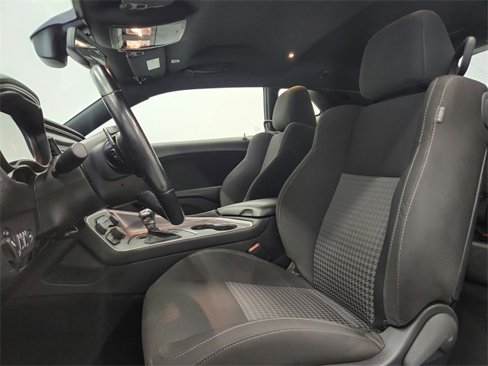 Used 2022 Dodge Challenger GT image 23