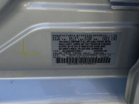 Used 2023 Nissan Sentra SV image 32