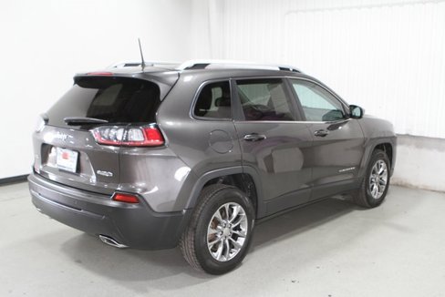 Used 2019 Jeep Cherokee Latitude Plus w/ Cold Weather Group image 34