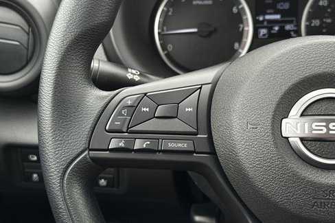 New 2025 Nissan Kicks Play S image 26