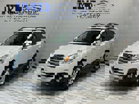 Used 2013 Subaru Outback 2.5i Limited w/ Moonroof Pkg image 2