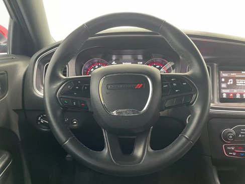 Used 2018 Dodge Charger SXT image 22