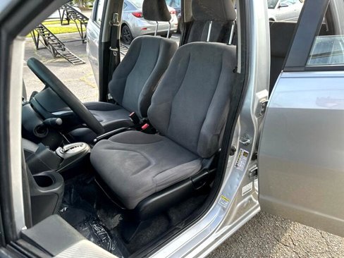 Used 2013 Honda Fit image 11
