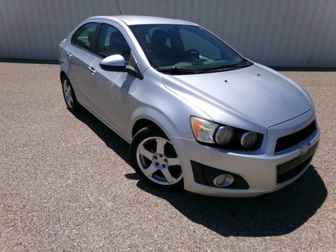 Used 2015 Chevrolet Sonic LTZ image 3