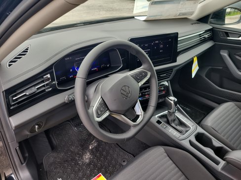 Used 2025 Volkswagen Jetta S image 19