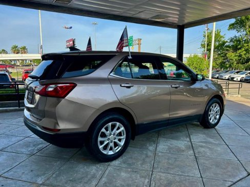Used 2019 Chevrolet Equinox LT image 3