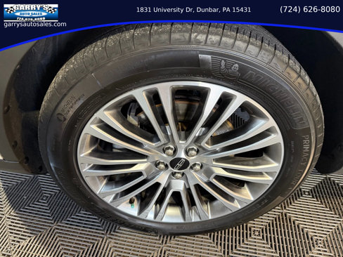 Used 2016 Lincoln MKX Reserve w/ Driver Assistance Package image 11