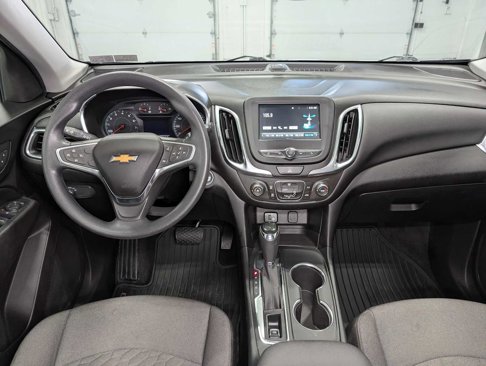 Used 2018 Chevrolet Equinox LT image 16