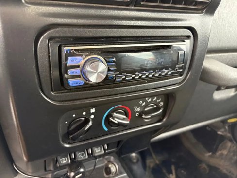 Used 2005 Jeep Wrangler Sport image 23