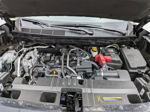 New 2025 Nissan Kicks SV image 29