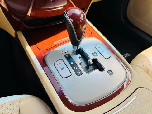 Used 2012 Hyundai Genesis 3.8 image 23