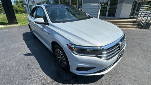 Used 2019 Volkswagen Jetta SEL image 4