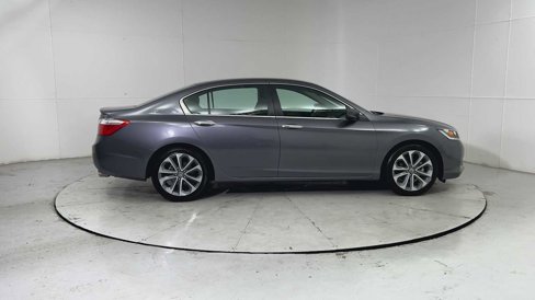 Used 2015 Honda Accord Sport image 9