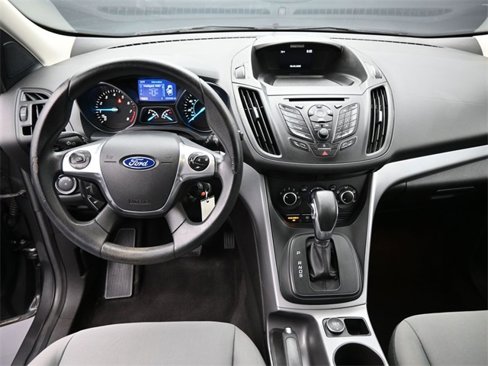 Used 2015 Ford Escape SE image 25