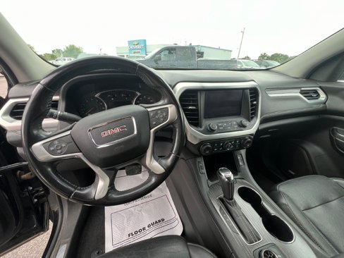 Used 2019 GMC Acadia SLT image 8