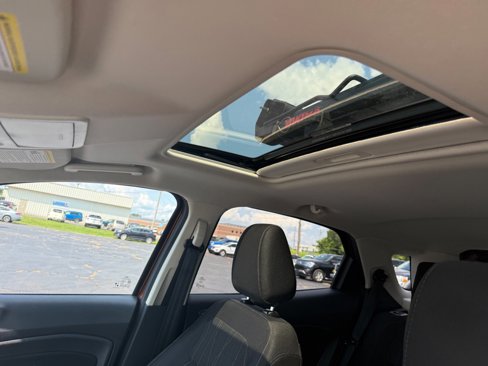 Used 2020 Ford EcoSport SE w/ SE Convenience Package image 15