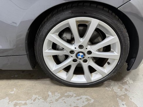 Used 2013 BMW 135i Convertible image 10