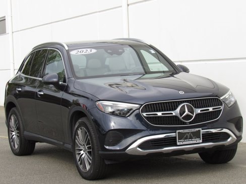 Used 2023 Mercedes-Benz GLC 300 4MATIC image 2