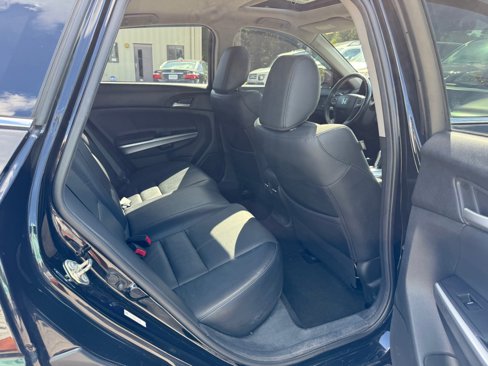 Used 2015 Honda Crosstour EX-L image 17