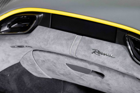 Used 2023 Ferrari Roma image 32