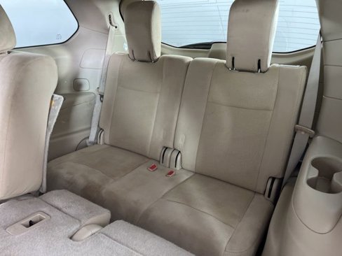 Used 2014 Nissan Pathfinder S image 44