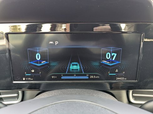 Used 2022 Hyundai Elantra SEL w/ Convenience + Premium Package image 16