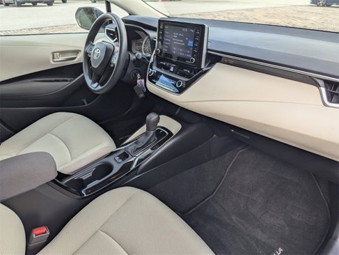Used 2021 Toyota Corolla LE image 13
