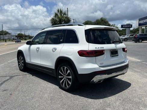 Used 2023 Mercedes-Benz GLB 250 image 3