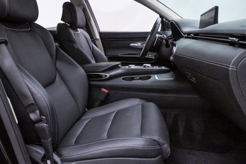 Certified 2025 Genesis GV70 2.5T image 13